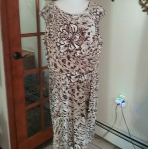 Sleeveless summer dress